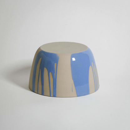 Splash Planter Blue in stoneware ceramic featuring light blue glaze, perfect for home decor and plant display.