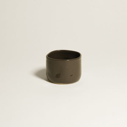 Hojicha Cup – Brown *COMING SOON* made from grey stoneware with glossy brown glaze, perfect for iced Hojicha.
