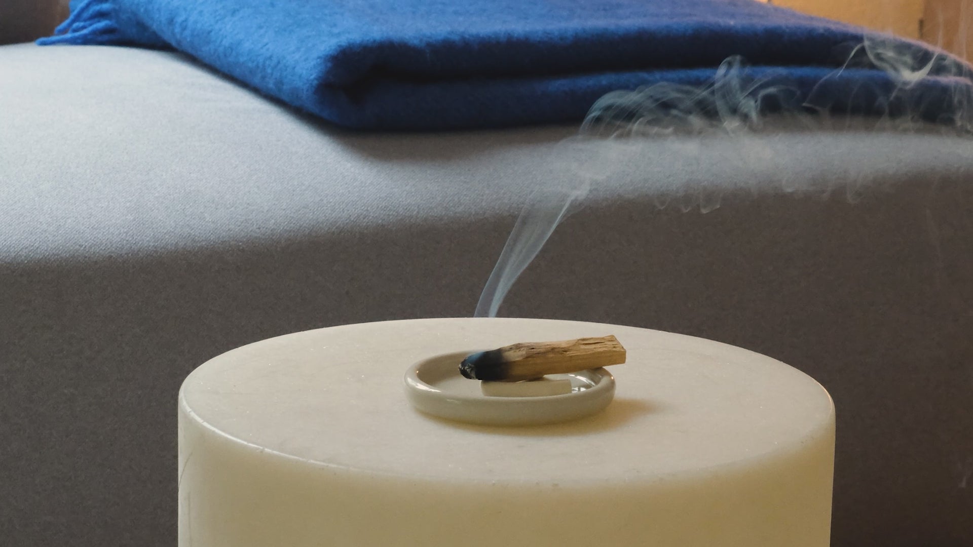 Video laden: Palo Santo Teller