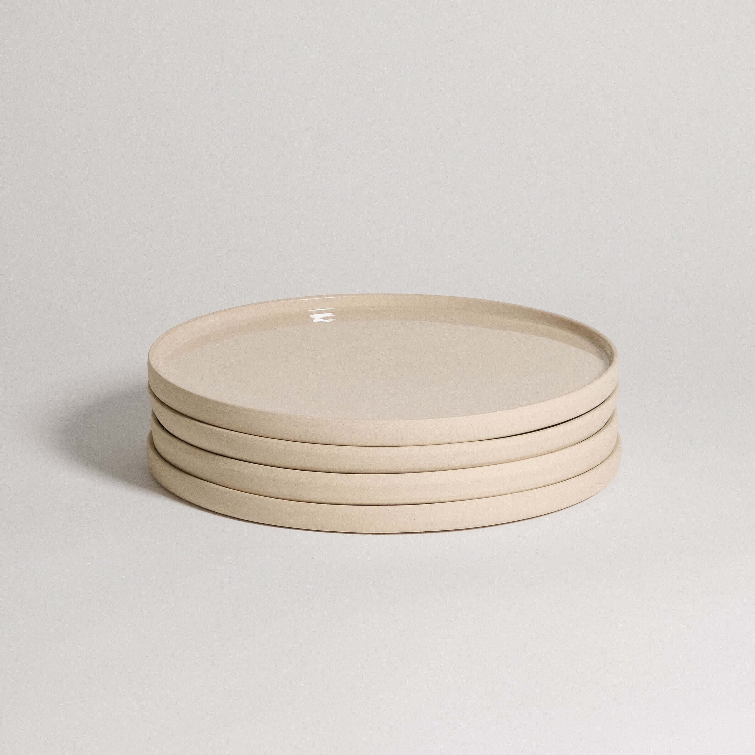 Set of 4 – Dinner Plates – Creme